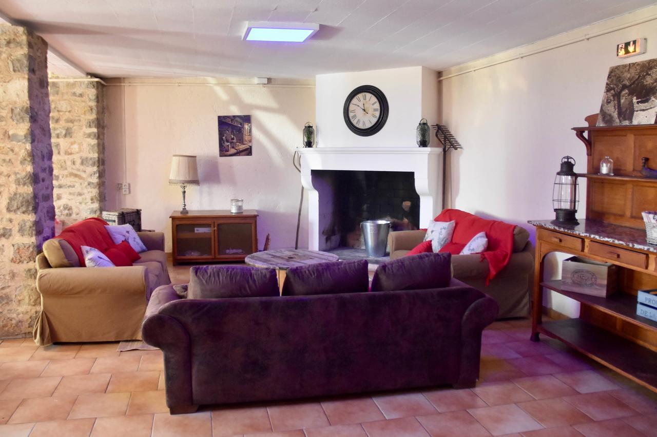 La Bastide Du Logis Du Pin Hotel La Martre Buitenkant foto
